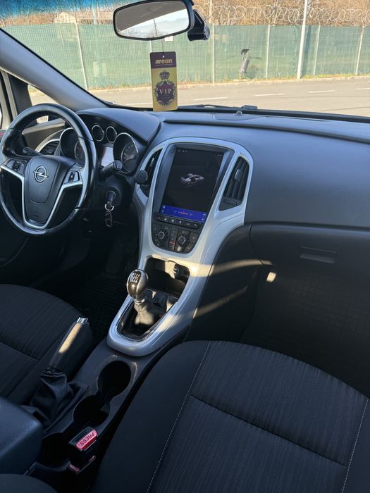 Vand opel astra 2012