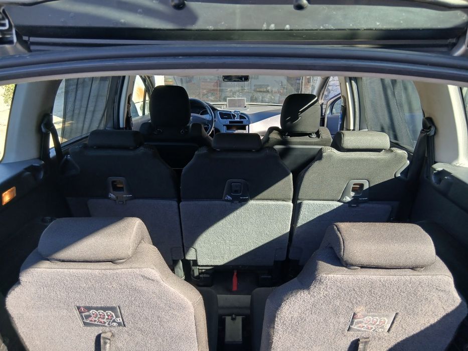 ПЕЖО  5008 2010 година