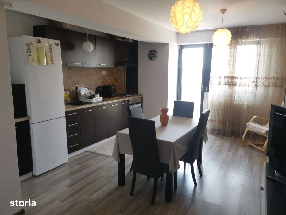 Apartament de vanzare, cu 2 camere, 66 mp, zona Promenada Mall