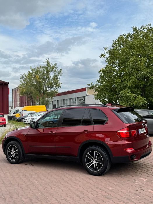 BMW X5  3.5 X DRIVE  E70. Model de America.(Variante+/-)