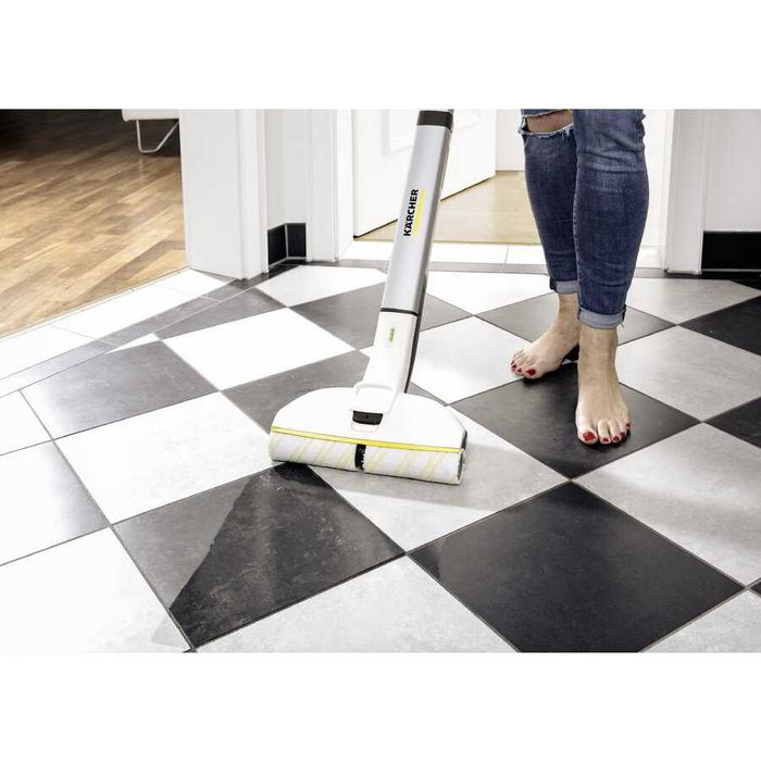 Karcher EWM 2 1.056-310.0, autonomie 60 mp, 360 ml rezervor apa curata