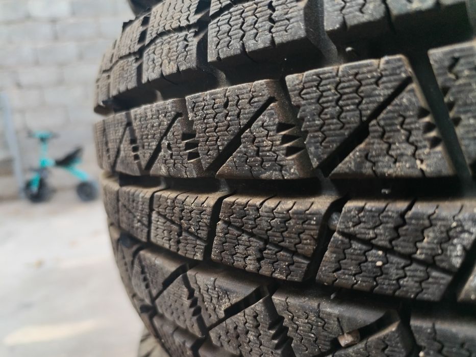 Зимний покрышка R13 с диской