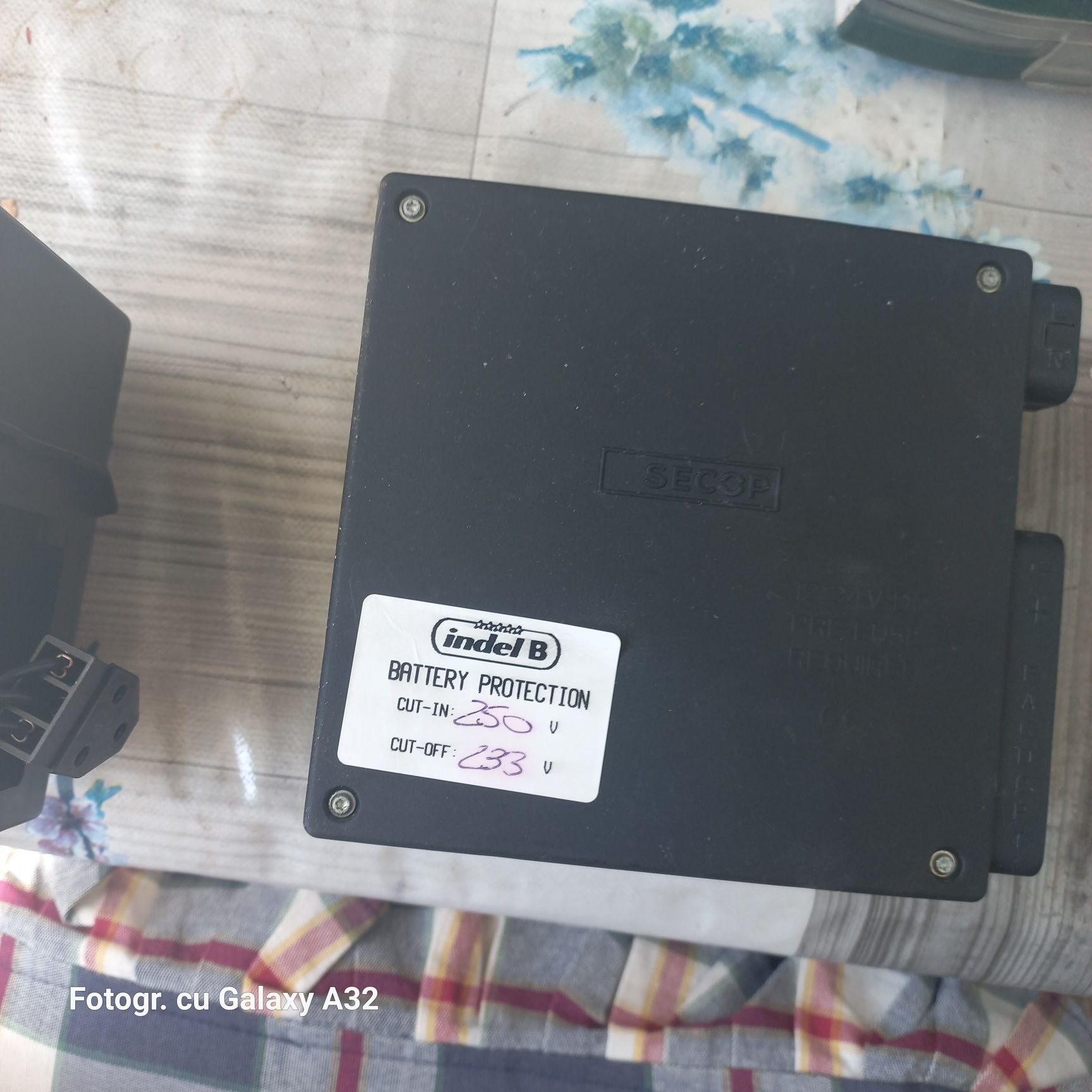 Invertor frigidere auto