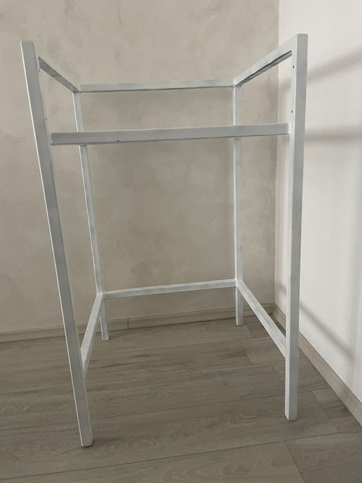 Метална поставка за пералня и сушилня