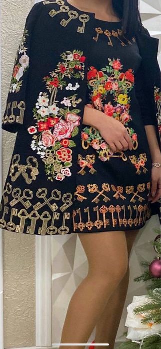 Платье и пиджак. В хорошем состоянии