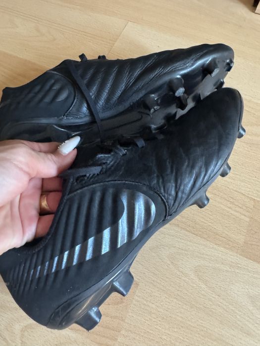 Оригинални бутонки Nike LEGEND 7 ACADEMY MG ! 41 н