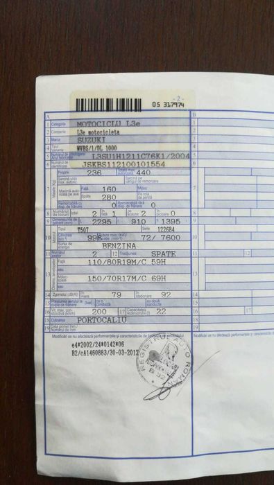 Motocicleta Suzuki V-Strom 1000