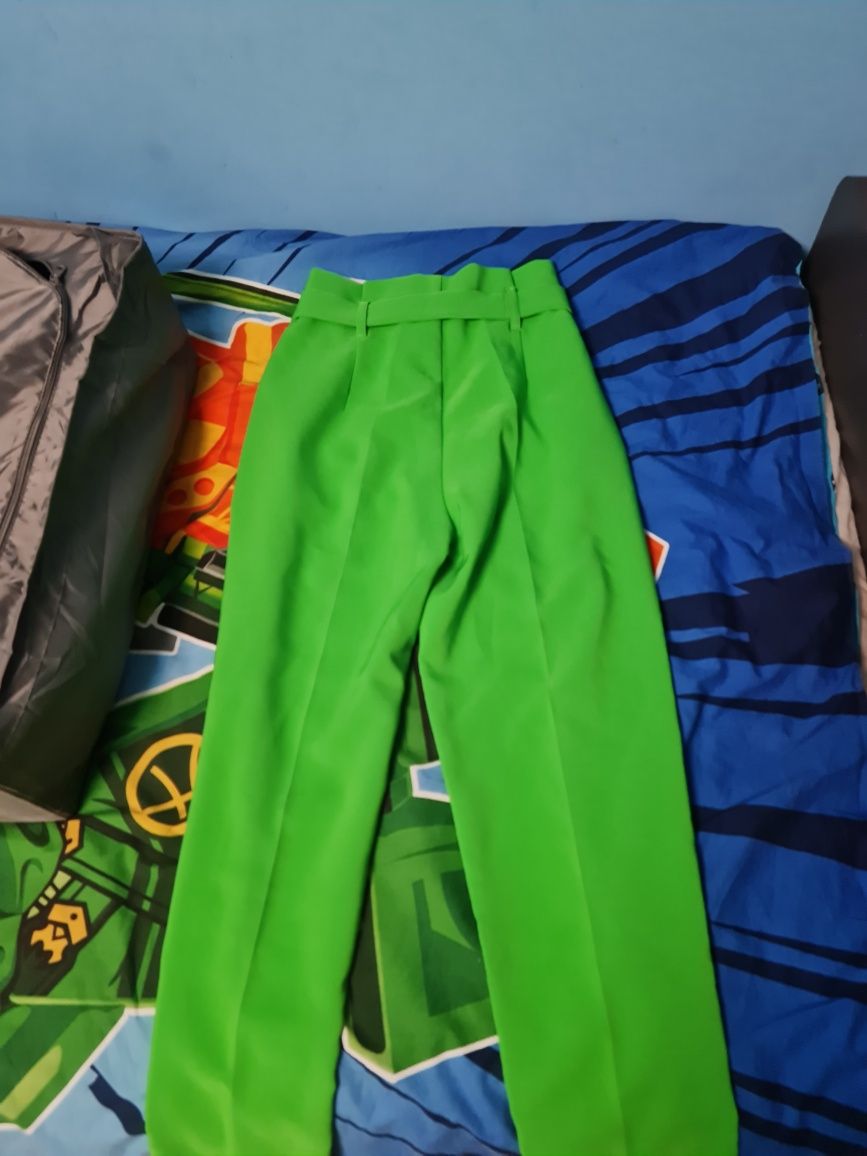 Зелен панталон Юнона