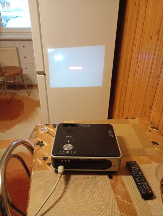 Videoproiector Toshiba TLP-X2000