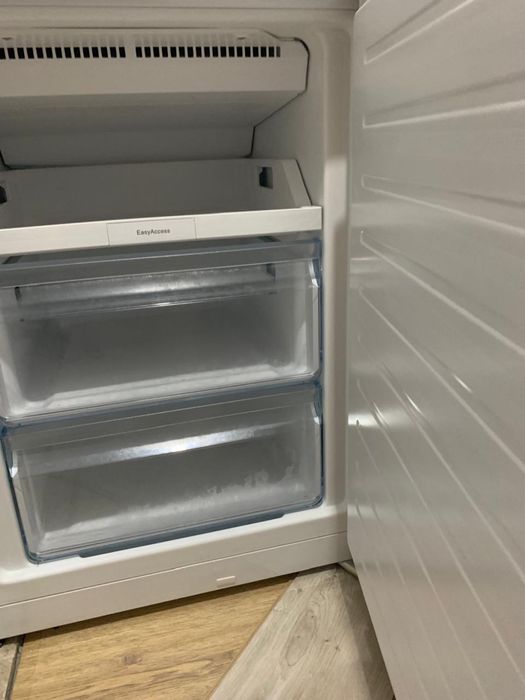 Холодильник продаем