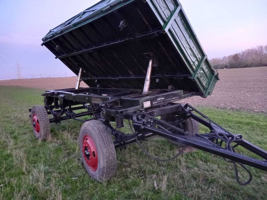 Remorcă 7 tone basculabilă