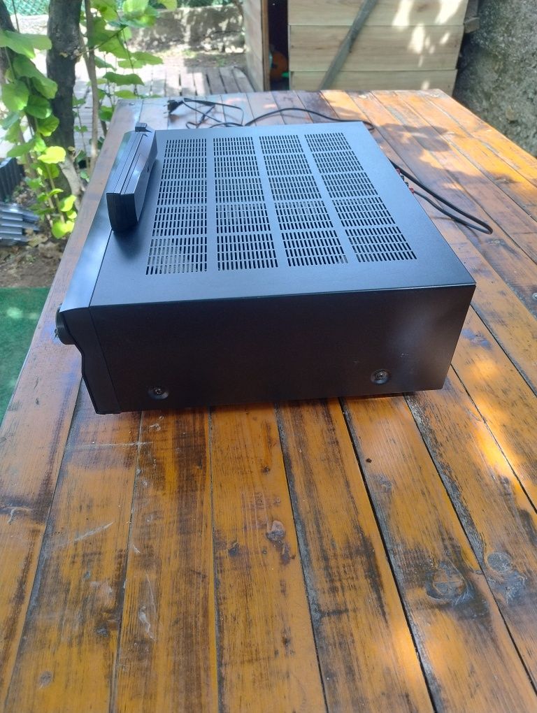 Ресивър Yamaha RX-V596RDS