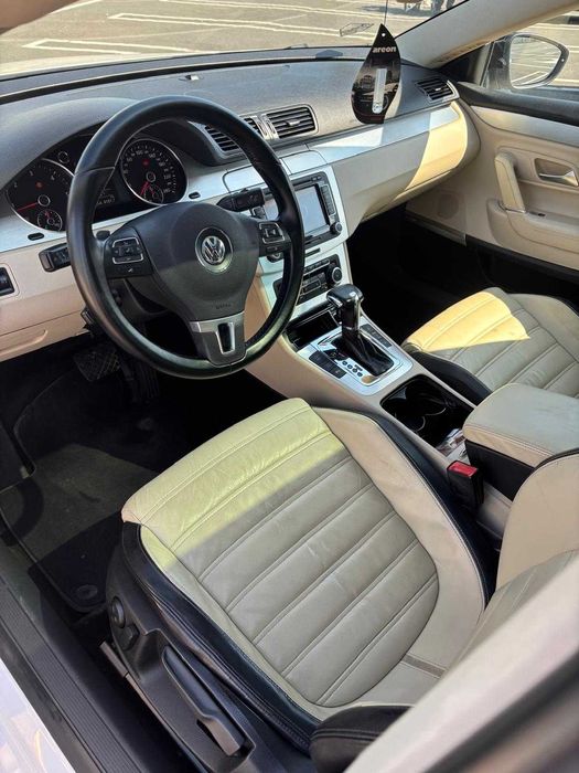 VW Passat CC 2.0 tdi 170 cp DSG