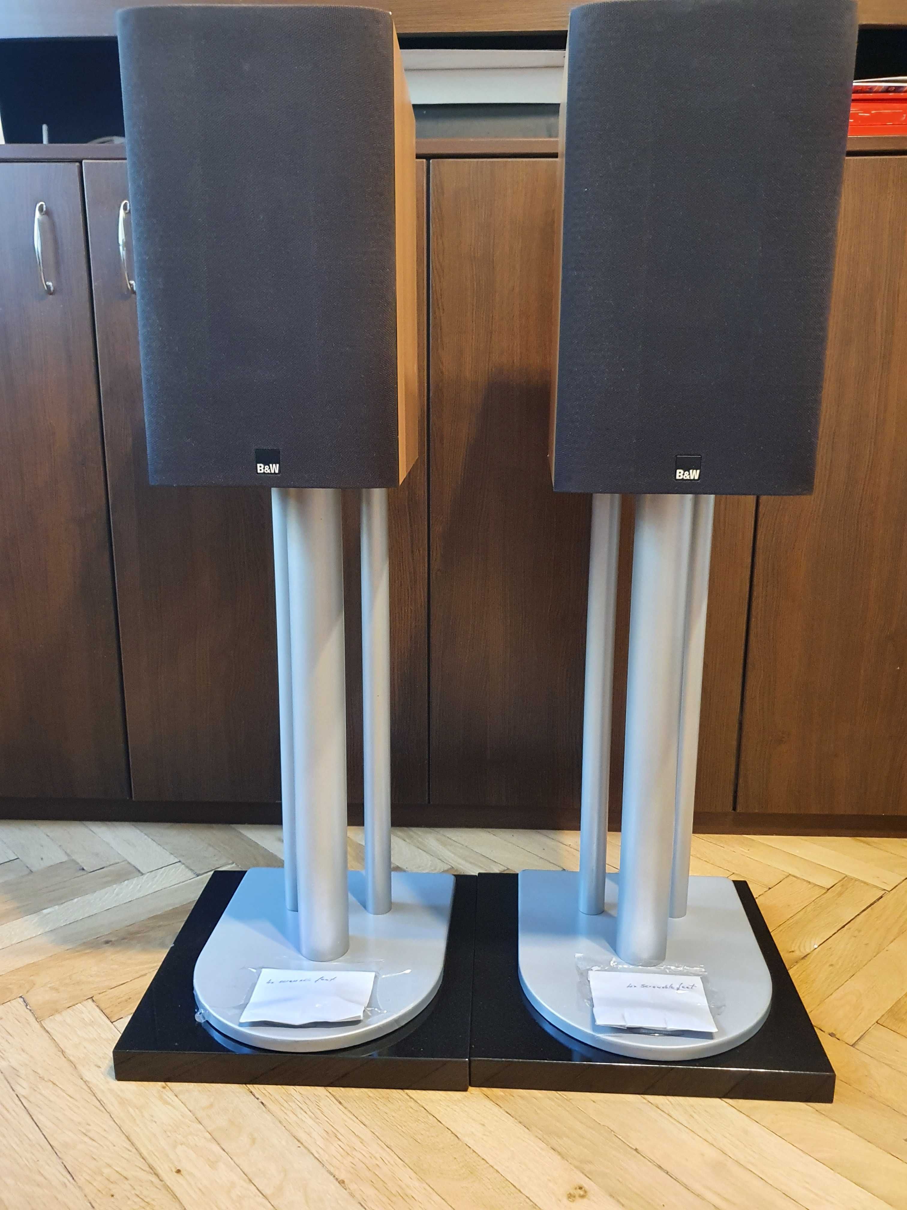 Bowers & Wilkins 685 + standuri Atacama+ 2 placi marmura 1980 lei