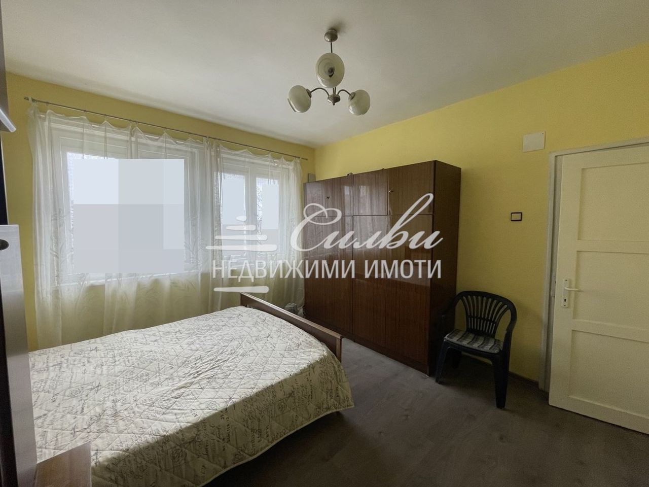 Продава се Тристаен апартамент в Шумен, Център - 100 кв.м за 1350 €/кв.м - Снимка #5