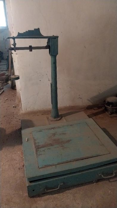 Весы напольные (советские). В отличном состоянии