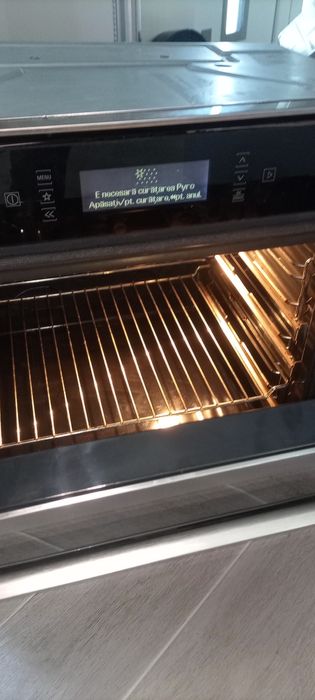 cuptor electric Incorporabil Bauknecht