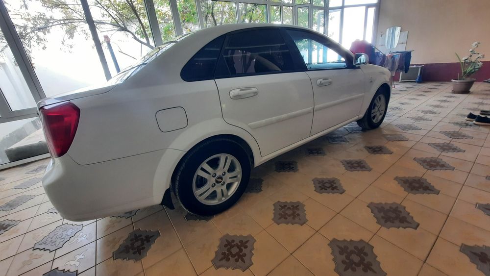 Lacetti 1.8avtomat
