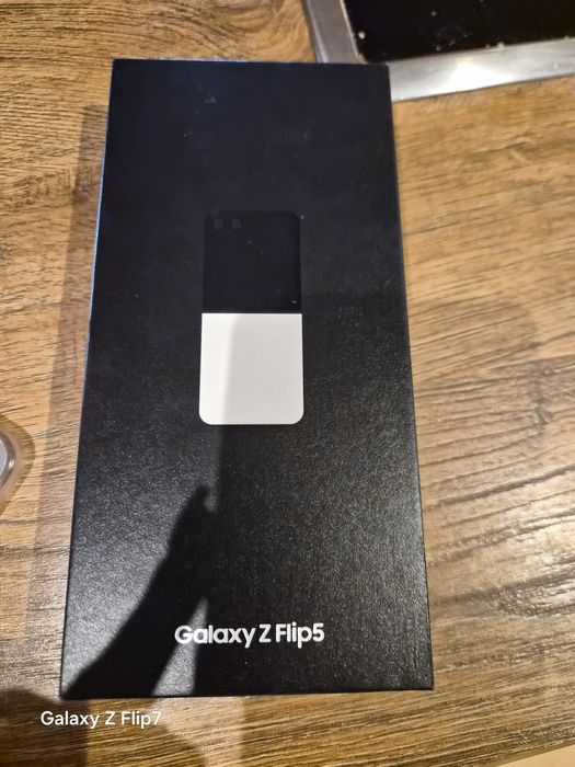 Samsung Z flip 5 256GB