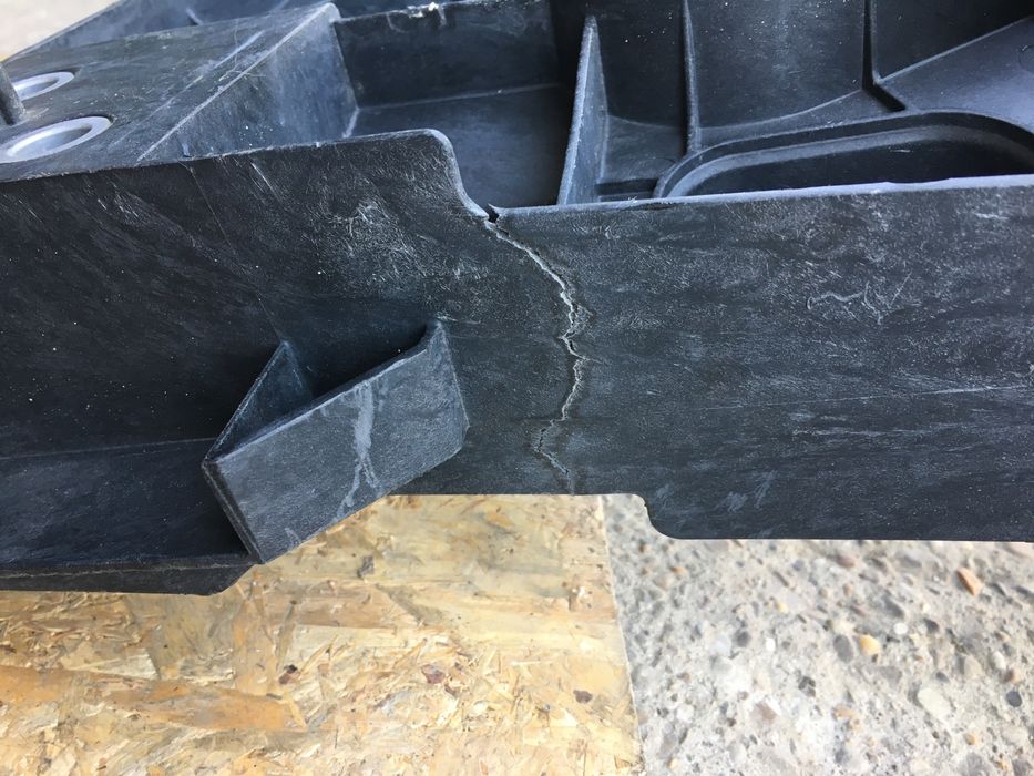 Trager/panou Mercedes Sprinter 2013-2018 cu defect