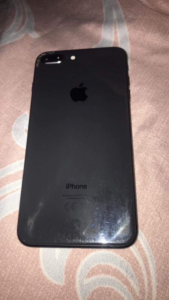 IPHONE 8 plus 64 gb bateria 100% nmk schimbat la el