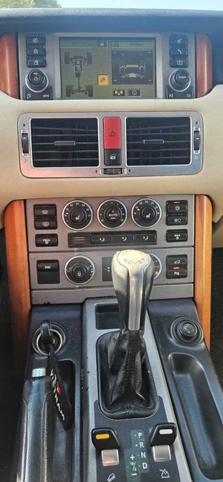 Range Rover Vogue L322 - motor BMW - autoutilitara