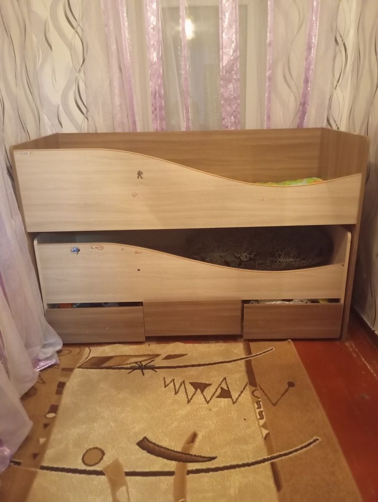 Продам детскую кровать