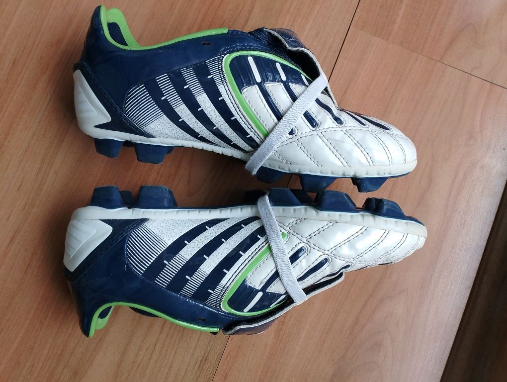Футболни Adidas Ботонки