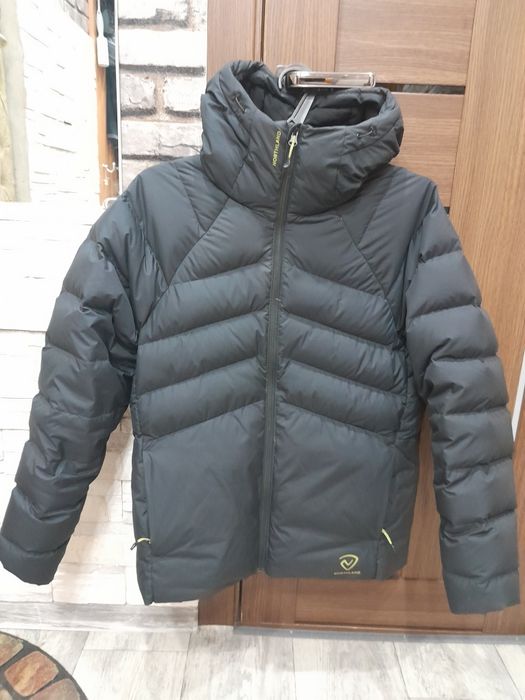 Продам Пуховик Зимний