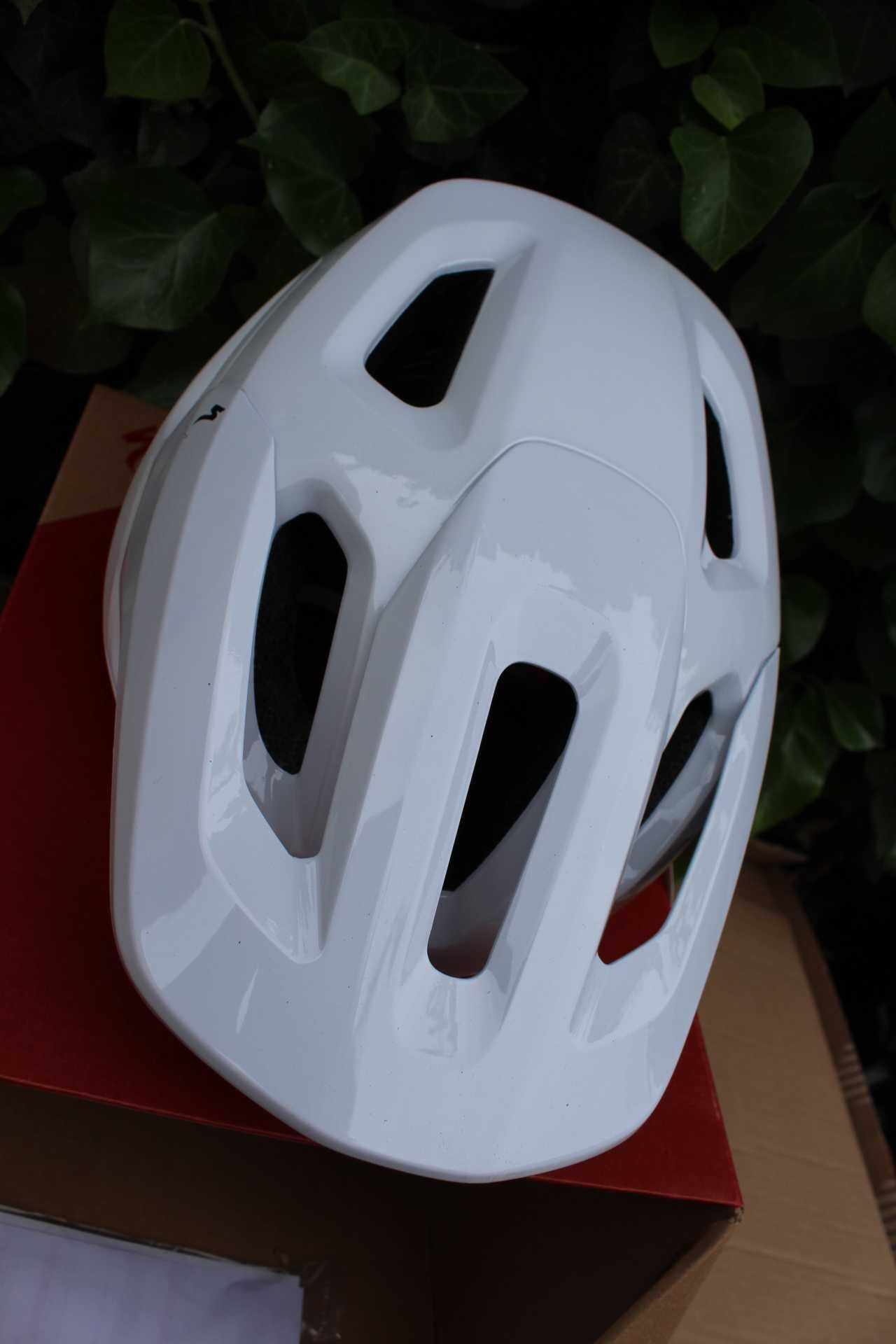 casca bicicleta Specialized Tactic 4 Mips marime Medium 55-59cm Nou
