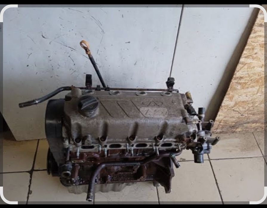 Продам двигатель на запчасти