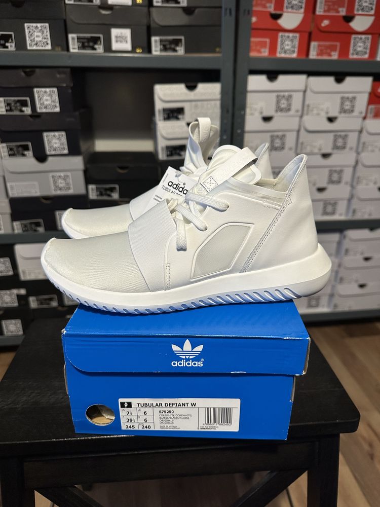 Adidas Tubular Deviant