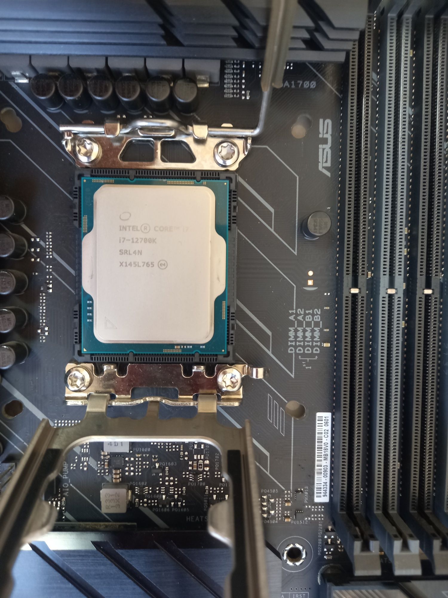 Геймърски комплект ASUS Z690-PLUS WIFI D4+ Intel® Core™ i7-12700K