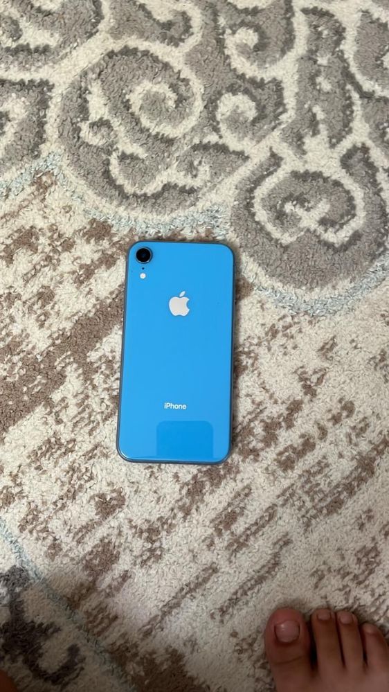 Срочно продам Iphone XR