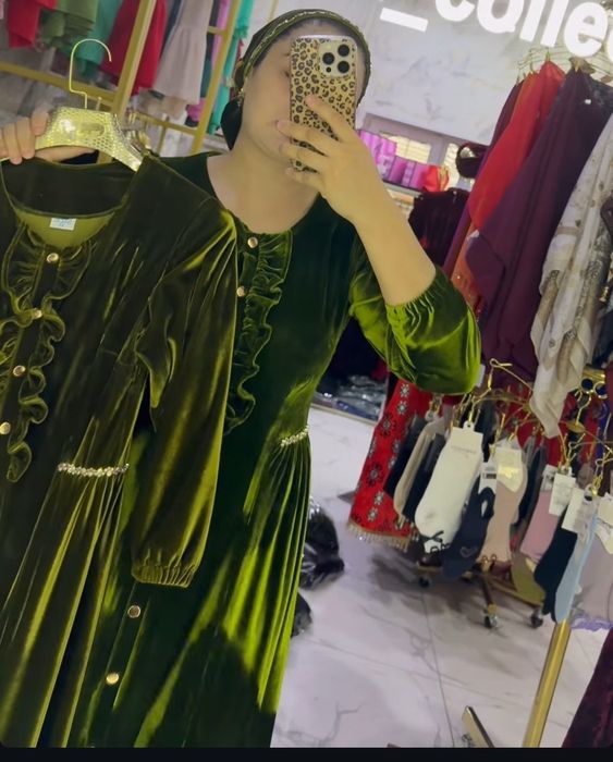 Женская одежда  двойка халати