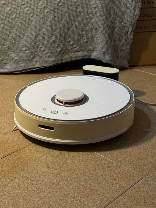 Прахосмукачка робот Roborock S5