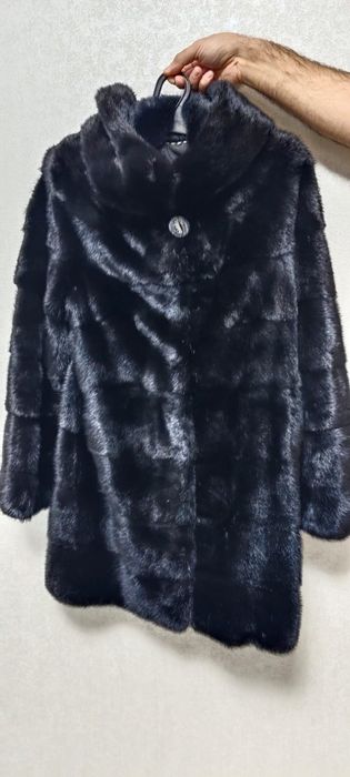 Шуба норковая в отличном состоянии