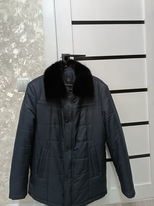 Продам мужскую зимнюю куртку