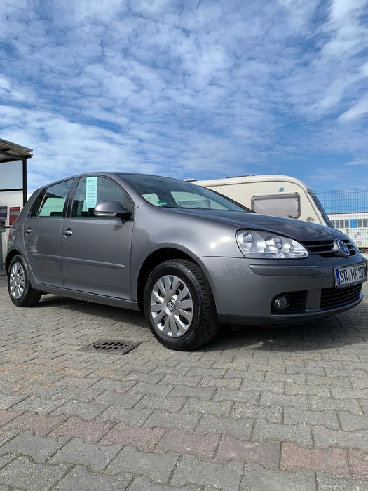 Volkswagen Golf 5 United Benzina 1.6 MPI 102 cp BSE Impecabil
