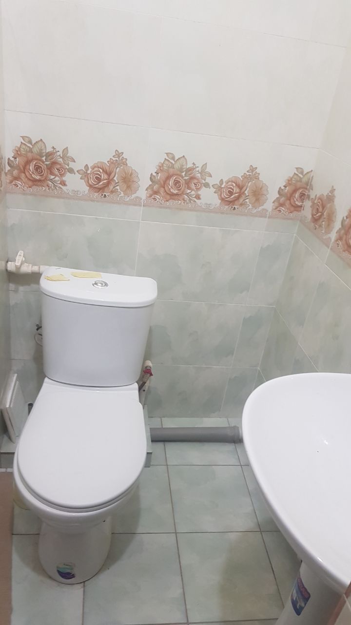 Dom sotiladi yangi 1   xonali 40m²  (Mashxura klinika) sal kelishamiz