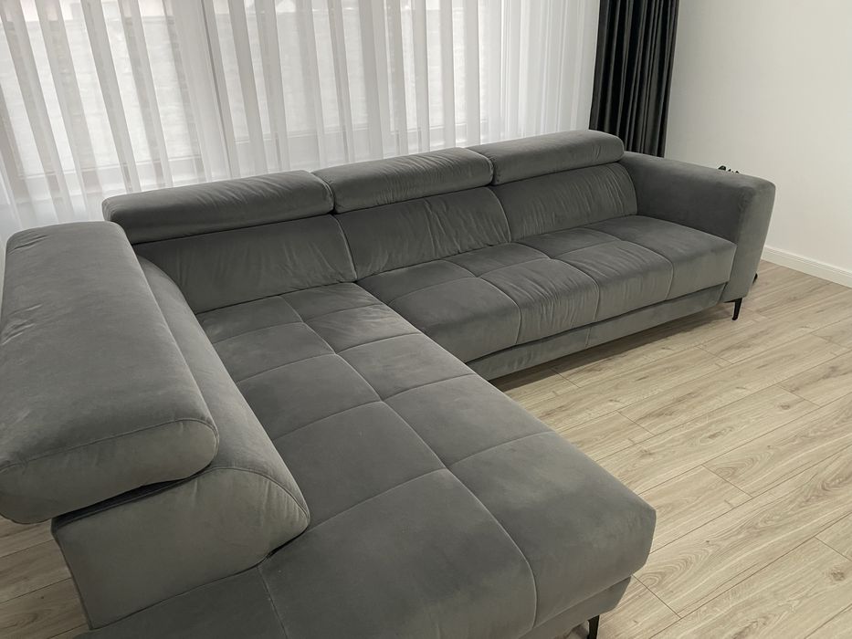 Canapea Moemax cu tetiere reglabile