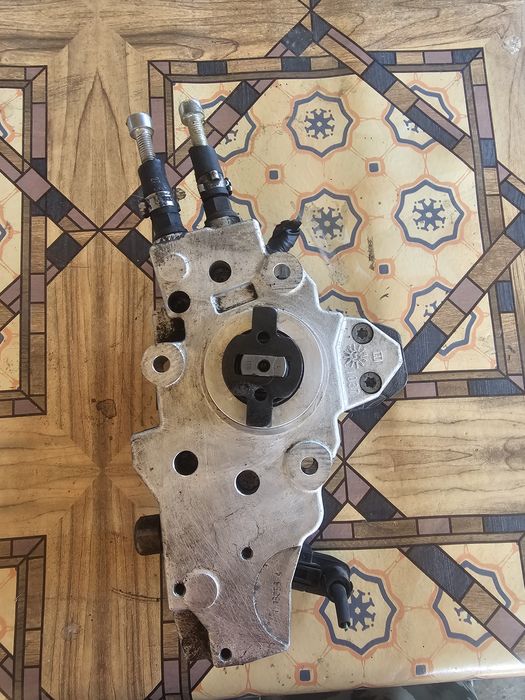 Pompa inalte Mercedes vito E class 2.2 CDi A6480700001 / 0445010078