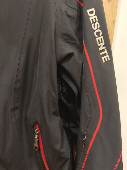 Descente мъжко яке