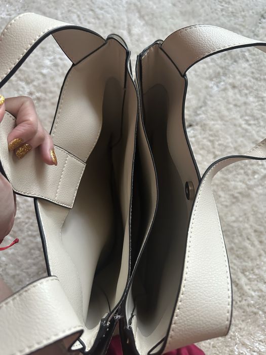 Zara geanta poseta crem imitatie piele