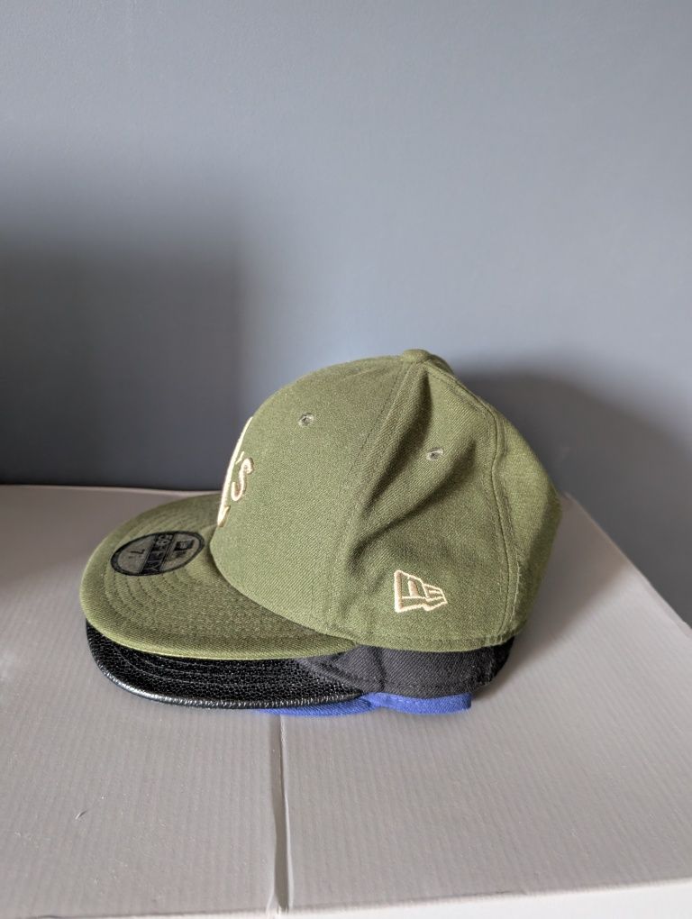 Шапка с козирка New Era
