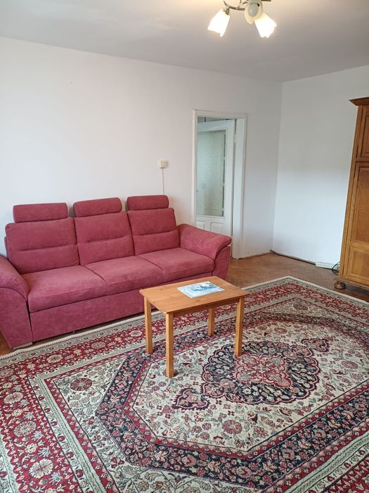 Proprietar vând apartament 2 camere et 2 Al. Plopilor ocupabil imediat