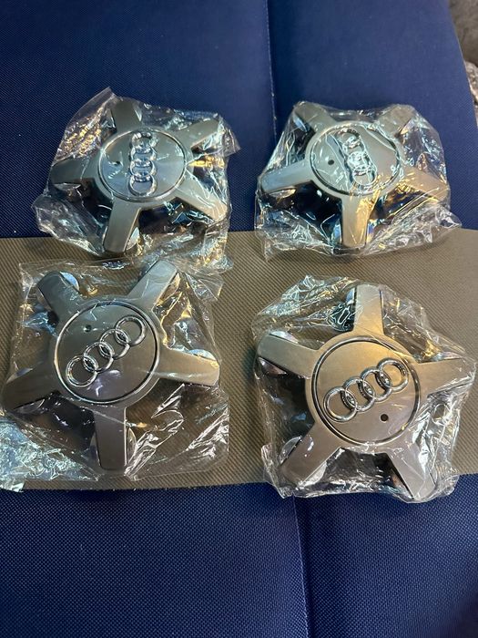 Capace jante tip stea Audi