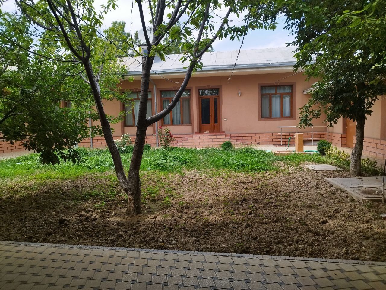 Под Бизнес 7 соток"Угловой 29/25 фасад