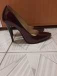 Vand pantofi in stare foarte buna