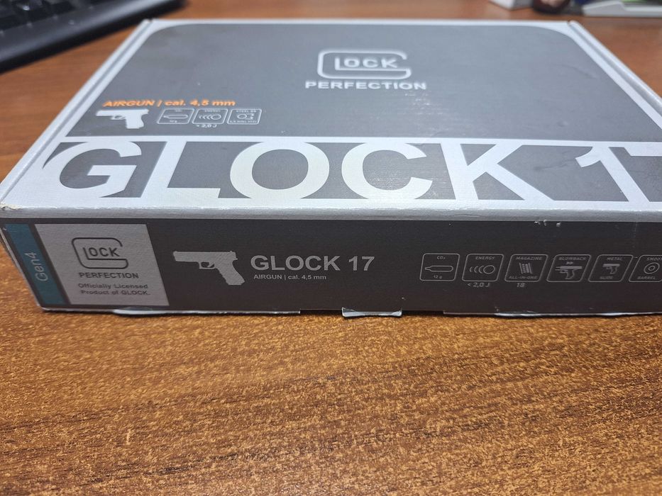 GLOCK 17 Gen4 UMAREX CO 2 4,5mm -чисто нов